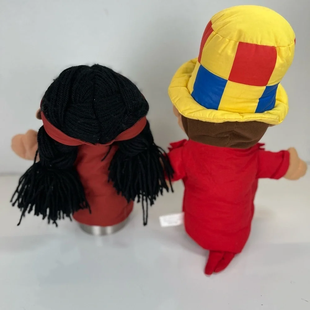 Concordia House Publishing 2001 And 2002 Mary Meyer Hand Puppets Girl And Boy. - Picture 2 of 7
